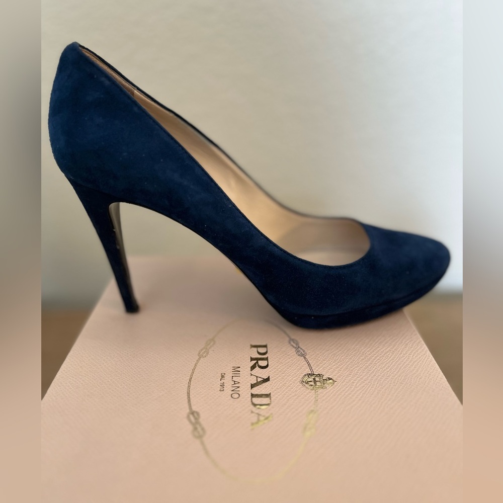 Pre-owned Prada Calzature Donna Suede Pump in Oltremare, Size 39